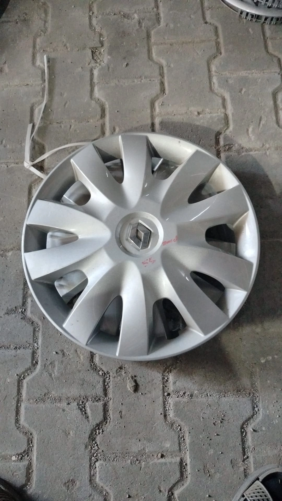 JANT KAPAĞI LAGUNA III 16 İNÇ 